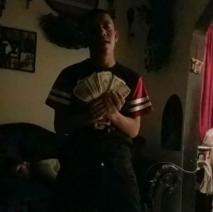 Meet your Posher, Felix